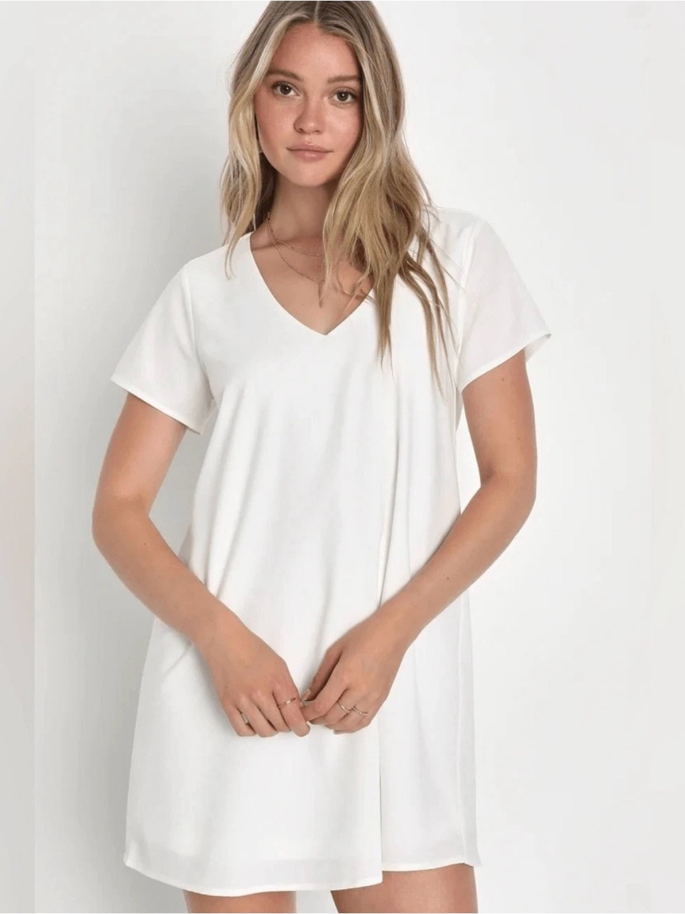Lulus Freestyle White Shift
Dress V-Neck Short Sleeve Mini